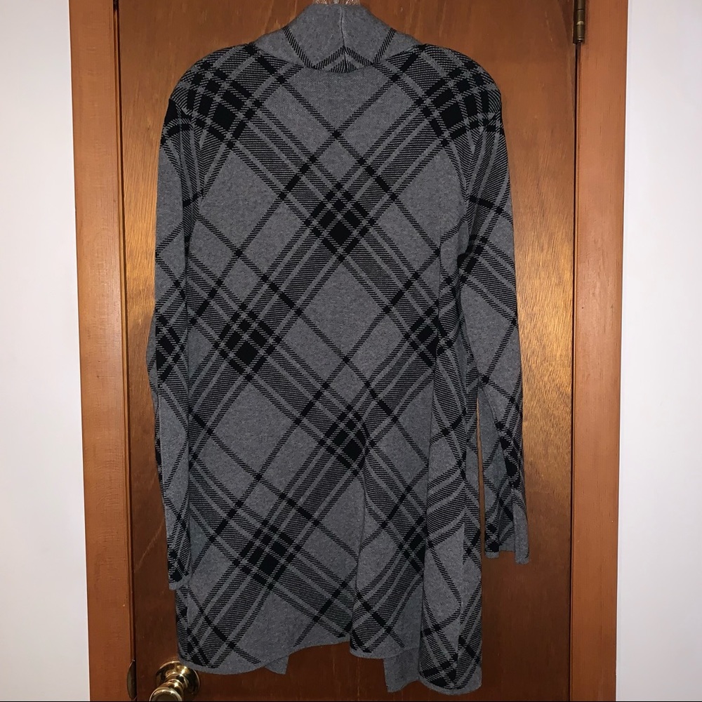 Women’s M JONES NEW YORK COLLECTION Gray Plaid Open Front Sweater Coat Business - Picture 7 of 9